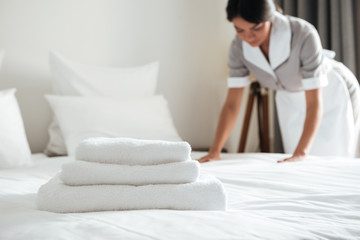 Dayanıklı ve Estetik Housekeeping Kıyafetleri – Yerli Üretim Kalitesiyle